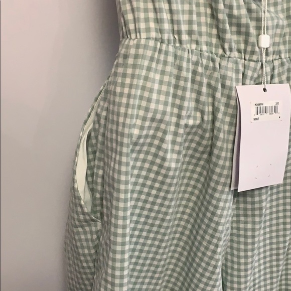 NWT GAL MEETS GLAM COLLECTION MINT JUMPSUIT SZ 4 - Picture 7 of 8